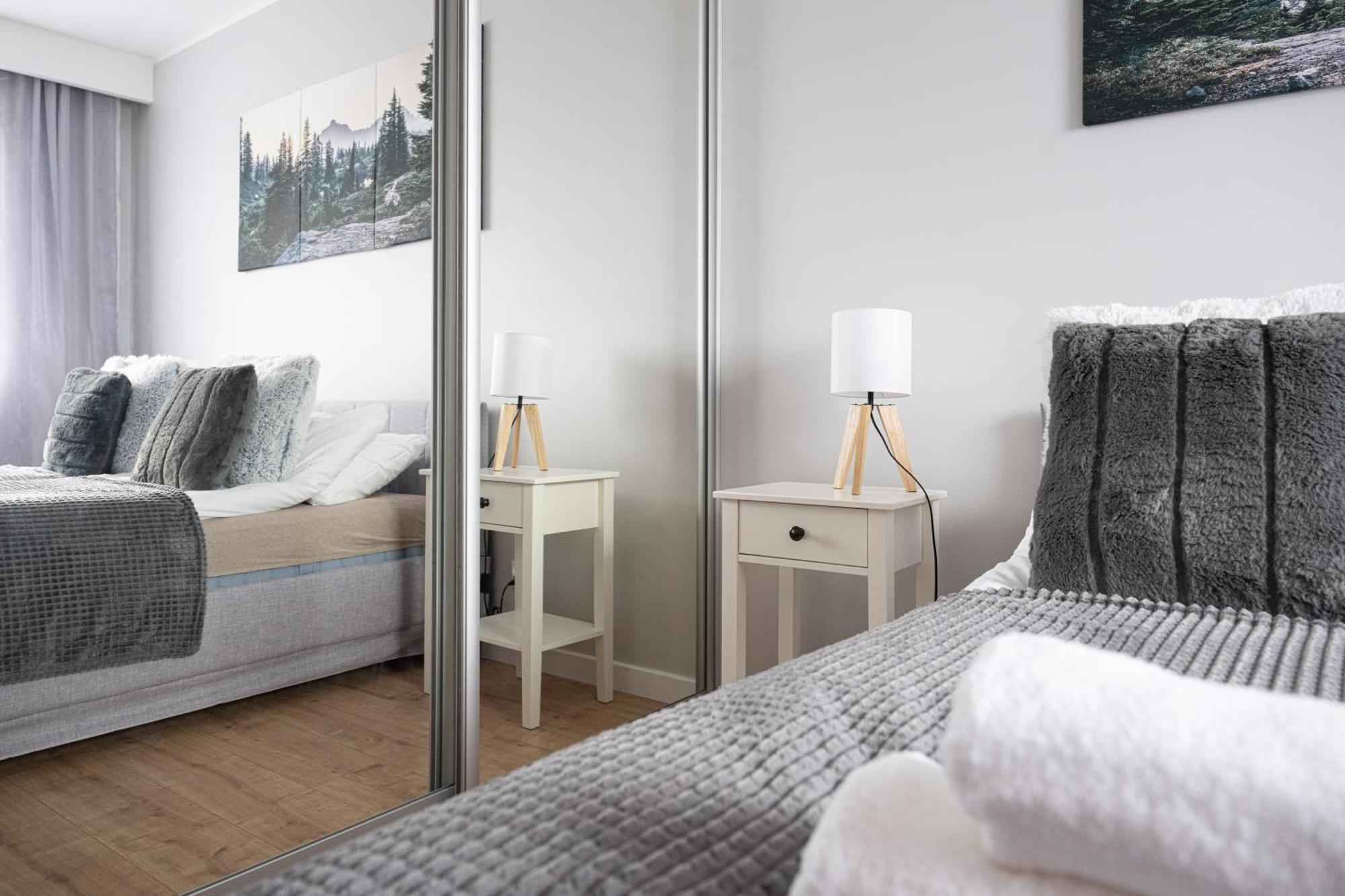 Apartamenty Deluxe Гданьск Экстерьер фото